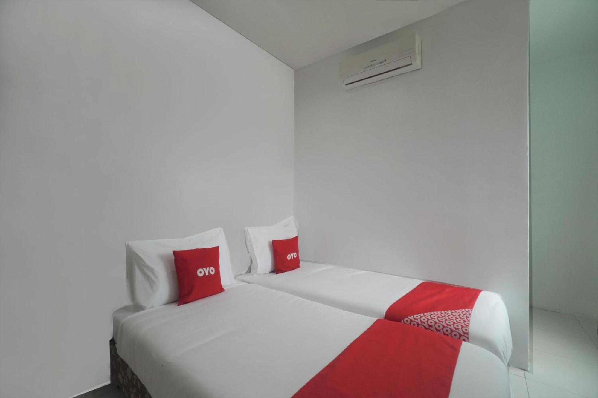 Oyo 91089 Motel Fasa 2B Seri Manjung Extérieur photo