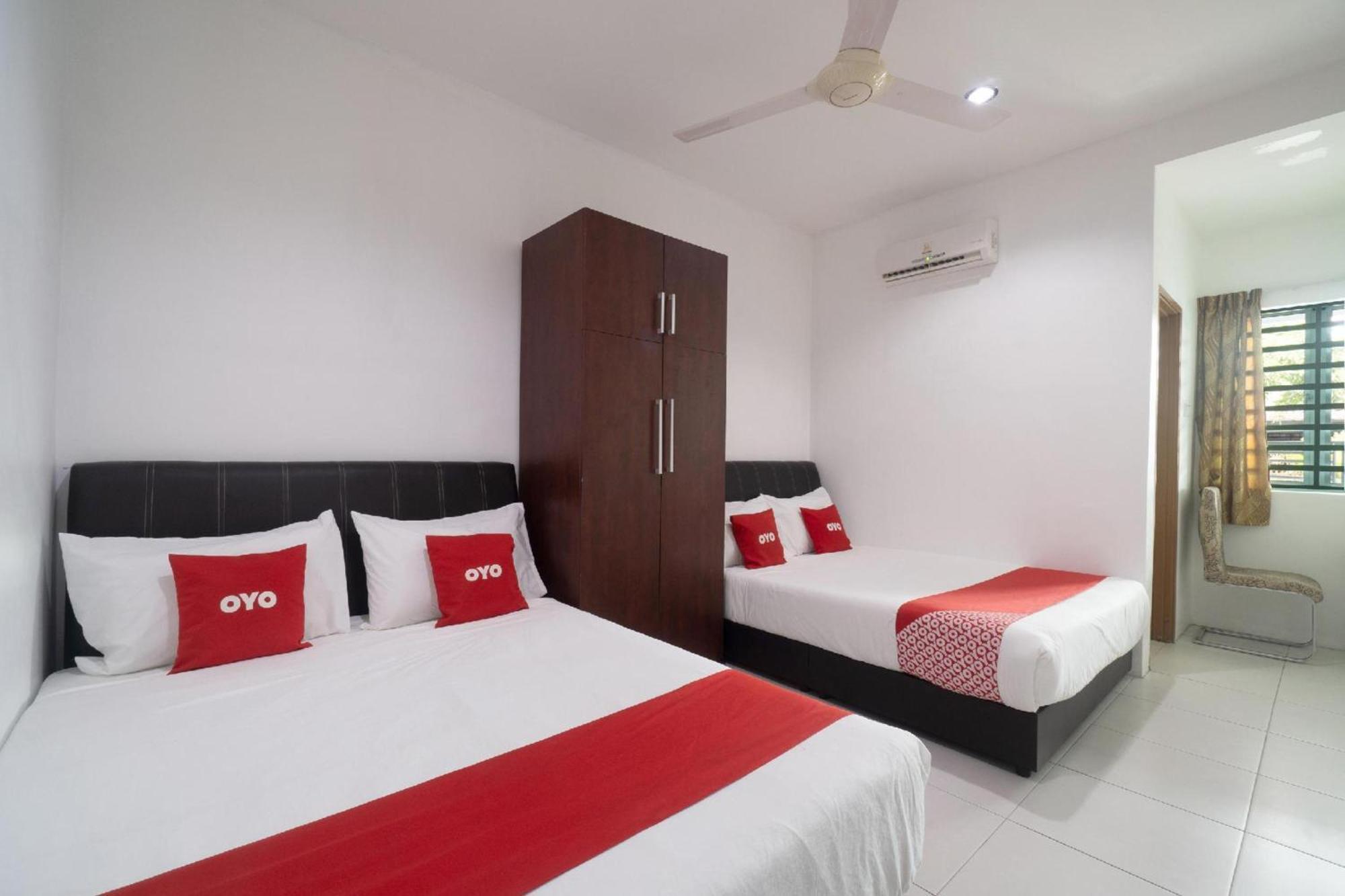 Oyo 91089 Motel Fasa 2B Seri Manjung Extérieur photo